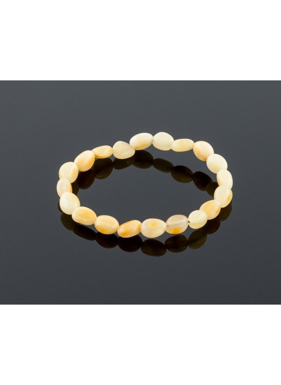 Baby amber bracelet - milky olive beads