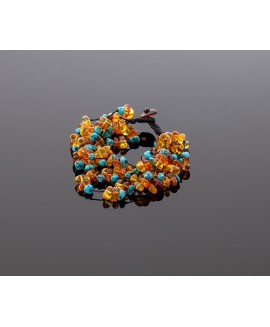 Luxurious amber bracelet with turquoise