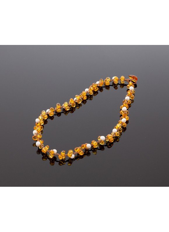 Faceted light amber necklace with pearls